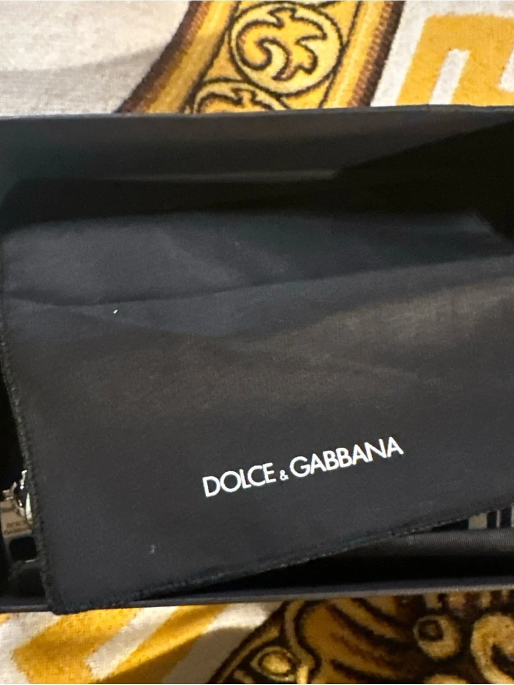 Dolce & Gabbana Navy Calfskin Leather DG Logo Zip Dauphine Wallet NWT